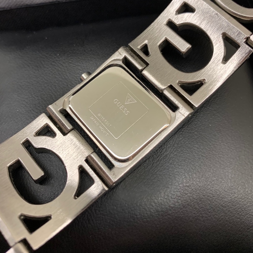 Guess Silver Watch - Picture 5 of 5